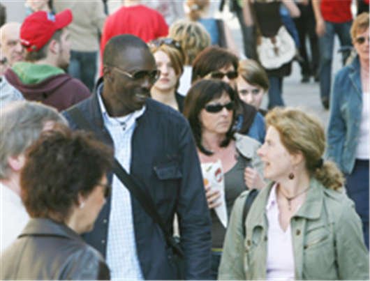 德國之所以成為現在移民大國,關鍵在于福利優秀! 德國之所以成為現在移民大國,關鍵在于福利優秀!