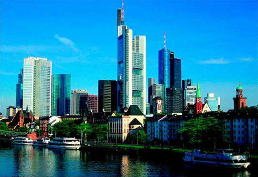 一個研究型的學院教育榮譽:歌德大學 一個研究型的學院教育榮譽:歌德大學