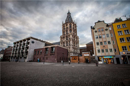 德國聯(lián)邦衛(wèi)生部長呼吁:應(yīng)更好的照顧重癥病人 德國聯(lián)邦衛(wèi)生部長呼吁:應(yīng)更好的照顧重癥病人