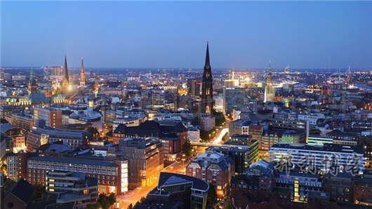 城市的狂歡,<a style='color:#268bd1;cursor:pointer;' href='/hanbao.html'><a style='color:#268bd1;cursor:pointer;' href='/hanbao.html'>德國漢堡</a></a>踏板派對! 城市的狂歡,德國漢堡踏板派對!