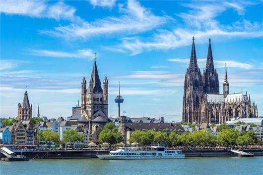 <a style='color:#268bd1;cursor:pointer;' href='/zzjj.html'><a style='color:#268bd1;cursor:pointer;' href='/zzjj.html'>德國(guó)經(jīng)濟(jì)</a></a>發(fā)展離不開國(guó)家對(duì)于企業(yè)支持 德國(guó)經(jīng)濟(jì)發(fā)展離不開國(guó)家對(duì)于企業(yè)支持