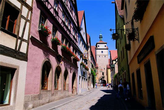 <a style='color:#268bd1;cursor:pointer;' href='/'>移民德國</a>成為公民之后您都有哪些權(quán)利可享(二) 移民德國成為公民之后您都有哪些權(quán)利可享(二)