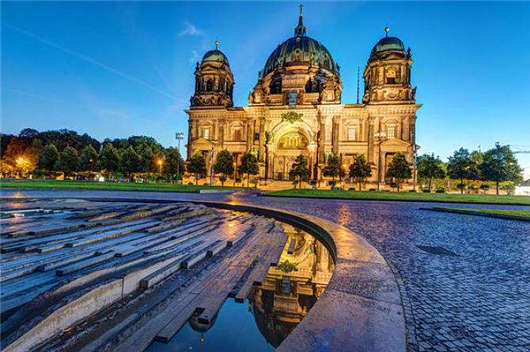 <a style='color:#268bd1;cursor:pointer;' href='/'>德國(guó)移民</a>,你一定要知道這所柏林最古老的學(xué)院 德國(guó)移民,你一定要知道這所柏林最古老的學(xué)院