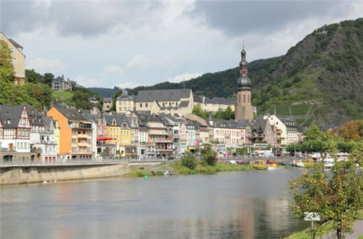 常見的禮儀行為和生活習慣 常見的禮儀行為和生活習慣
