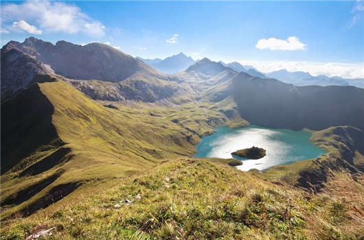 全球第三<a style='color:#268bd1;cursor:pointer;' href='/jyyl.html'>德國(guó)醫(yī)療</a>,那么您知道多少德國(guó)醫(yī)療福利那? 全球第三德國(guó)醫(yī)療,那么您知道多少德國(guó)醫(yī)療福利那?