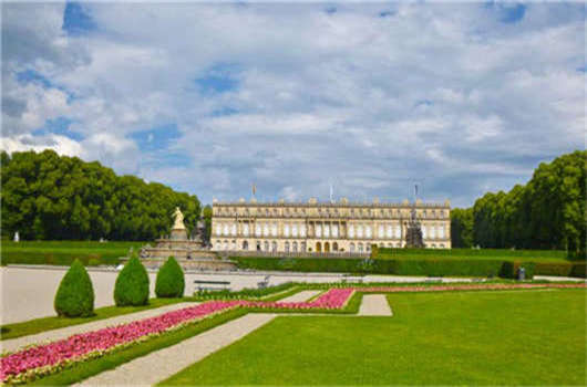 深度解讀德國投資移民優勢,看看德國的強勢移民項目吧! 深度解讀德國投資移民優勢,看看德國的強勢移民項目吧!