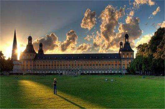 德國藍(lán)卡移民與德國技術(shù)移民的微妙聯(lián)系,您知道嗎? 德國藍(lán)卡移民與德國技術(shù)移民的微妙聯(lián)系,您知道嗎?